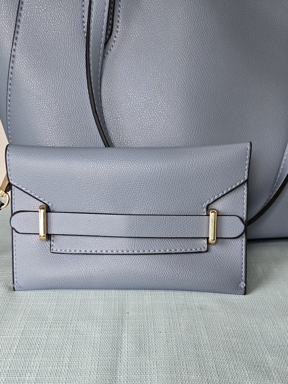 Unbranded Light Blue Vegan Leather Tote Bag & Matching Wristlet Wallet Set - Picture 2 of 8